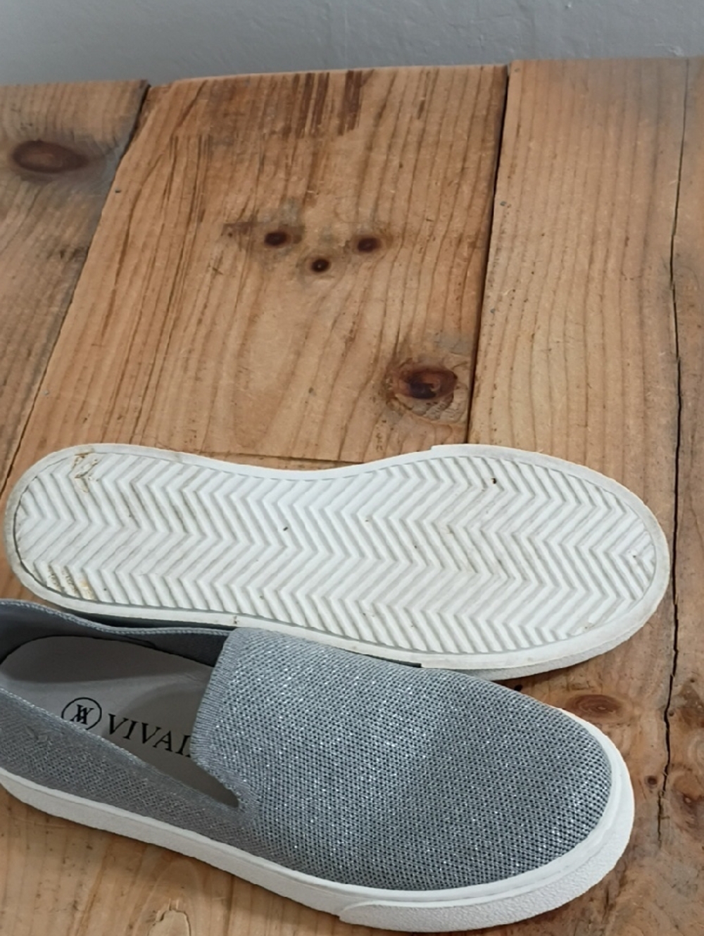 Vivaia Silver Knit Slip On Sneakers Size 39 - Picture 4 of 11